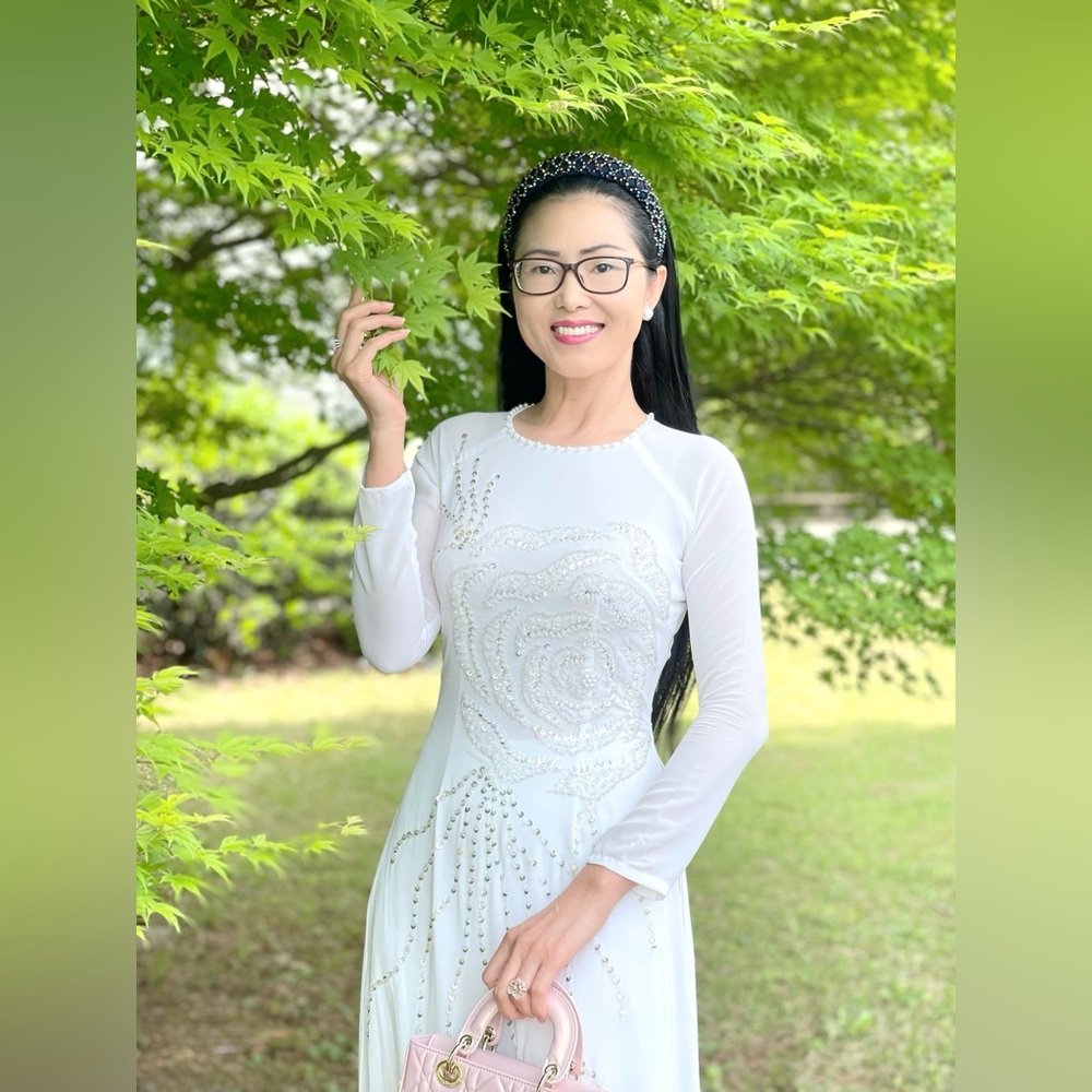 Ao dai chi phong trang, Vietnamese traditional long dress set chiffon white 2 m